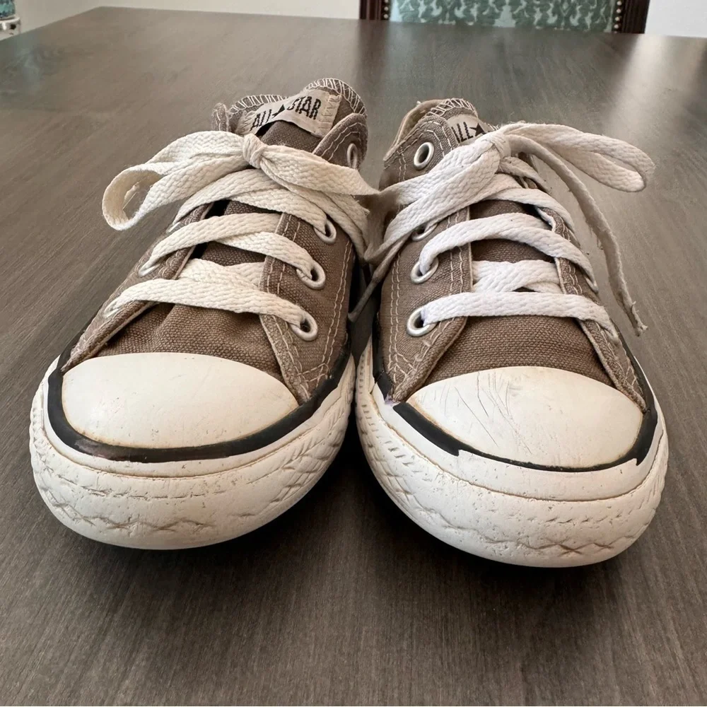 Converse All Star kids low top gray sneakers shoes size 12
